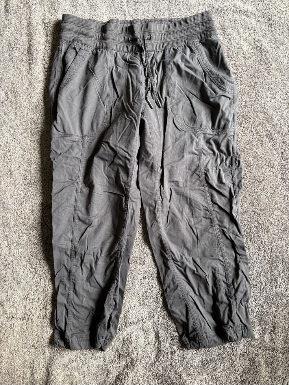Women’s North Face Aphrodite Grey Drawstring Casual Capri Pants